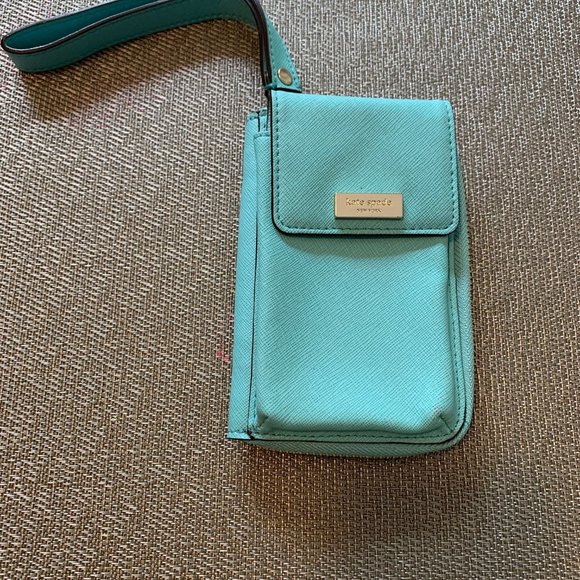 Authentic Kate Spade Phone/Wallet/Wristlet - Picture 4 of 4